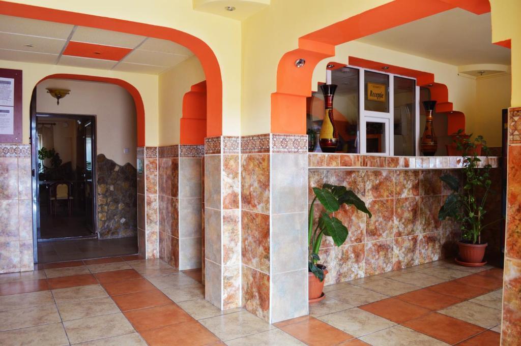 Hotel Orizont スチャヴァ エクステリア 写真